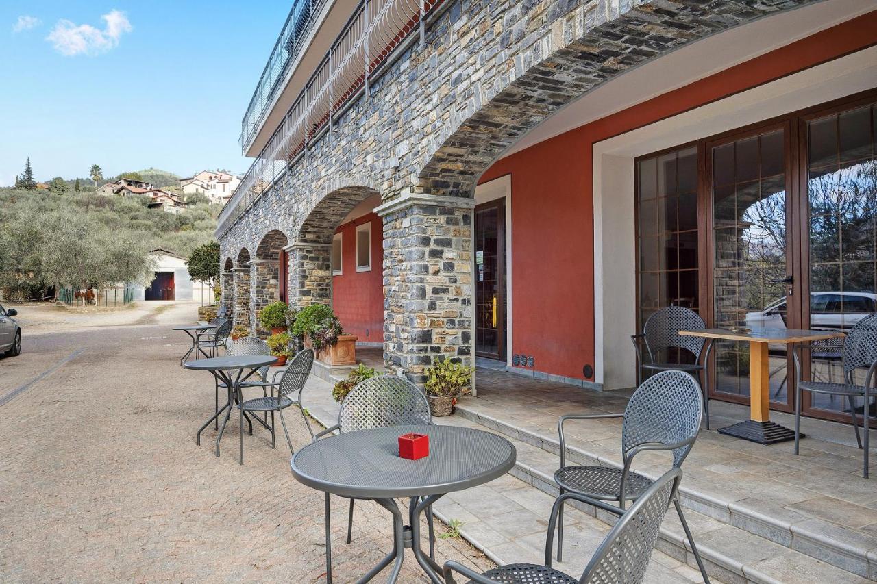 Messalina Agriturismo La Scuderia Molino Nuovo  Экстерьер фото